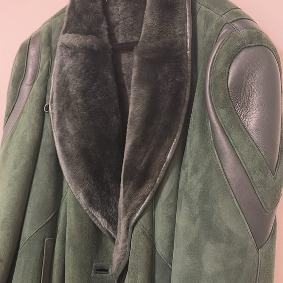 GREEN LEATHER AND SUEDE FUR JACKET - Picture 7 of 10